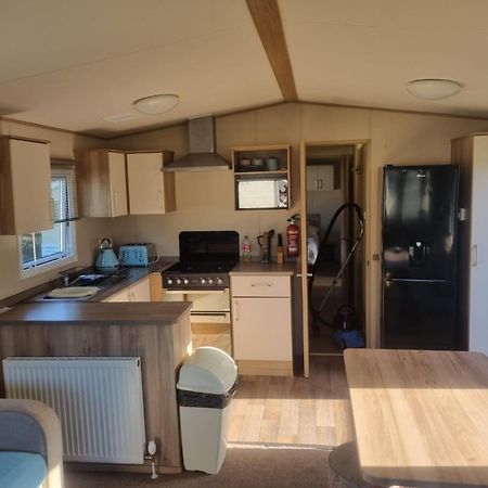 Newquay Bay Porth Caravan - 6 Berth Exterior photo